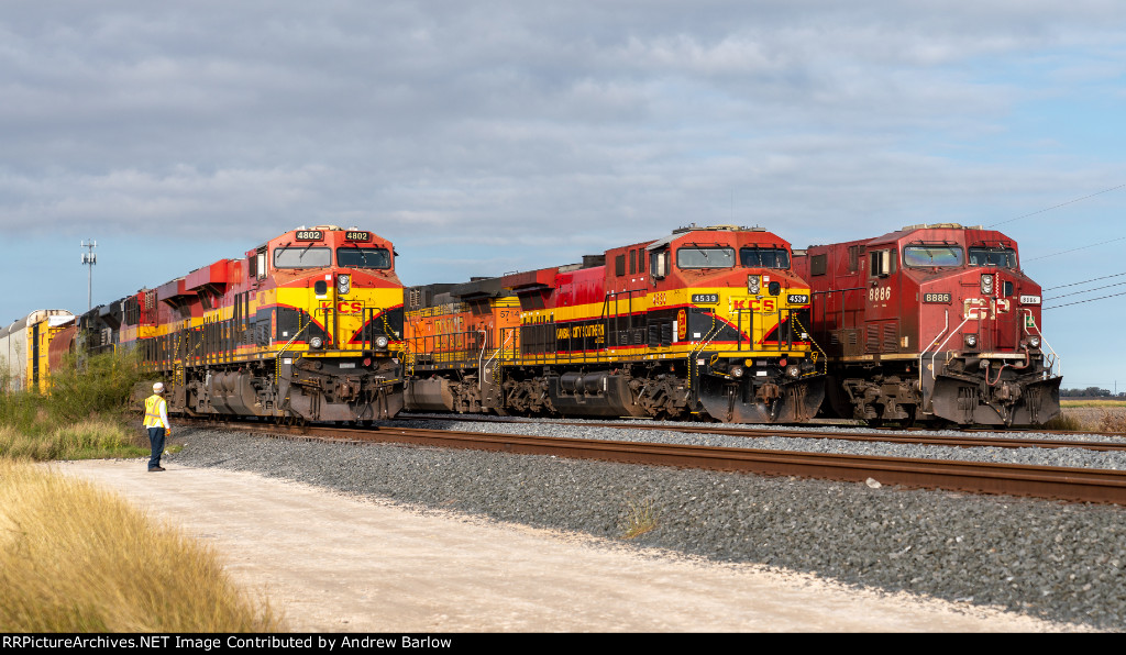 3 Trains Loaded Up at Spear